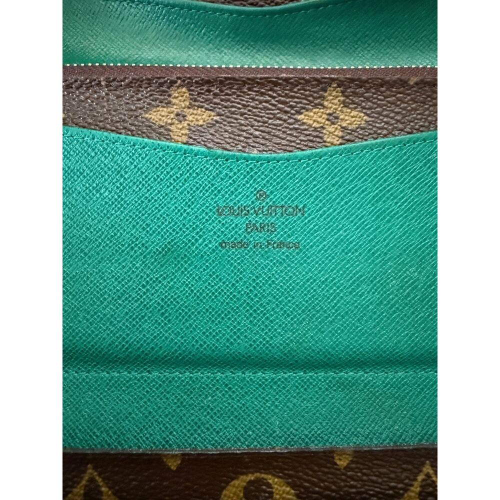 Louis Vuitton Josephine Wallet Brown Monogram Canvas Green France W/Box & COA - Picture 5 of 11